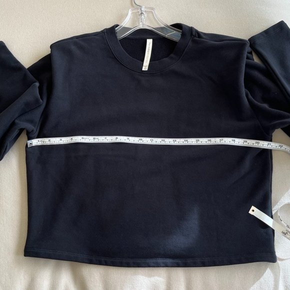 The Group by Babaton Persona Sweater Shoulder Pad - Picture 8 of 9